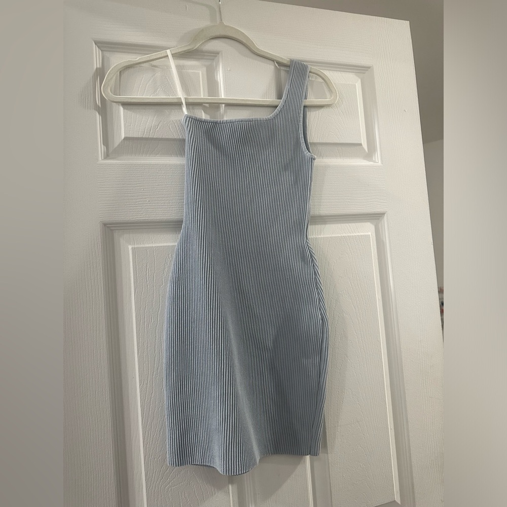 Aritzia babaton dress size XXS in light blue/ grey only worn once